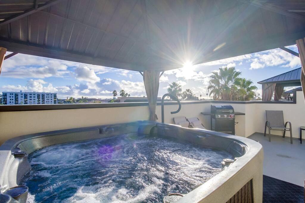 Park Blvd Paradise 303 King Bed With A Private Spa San Diego Kültér fotó