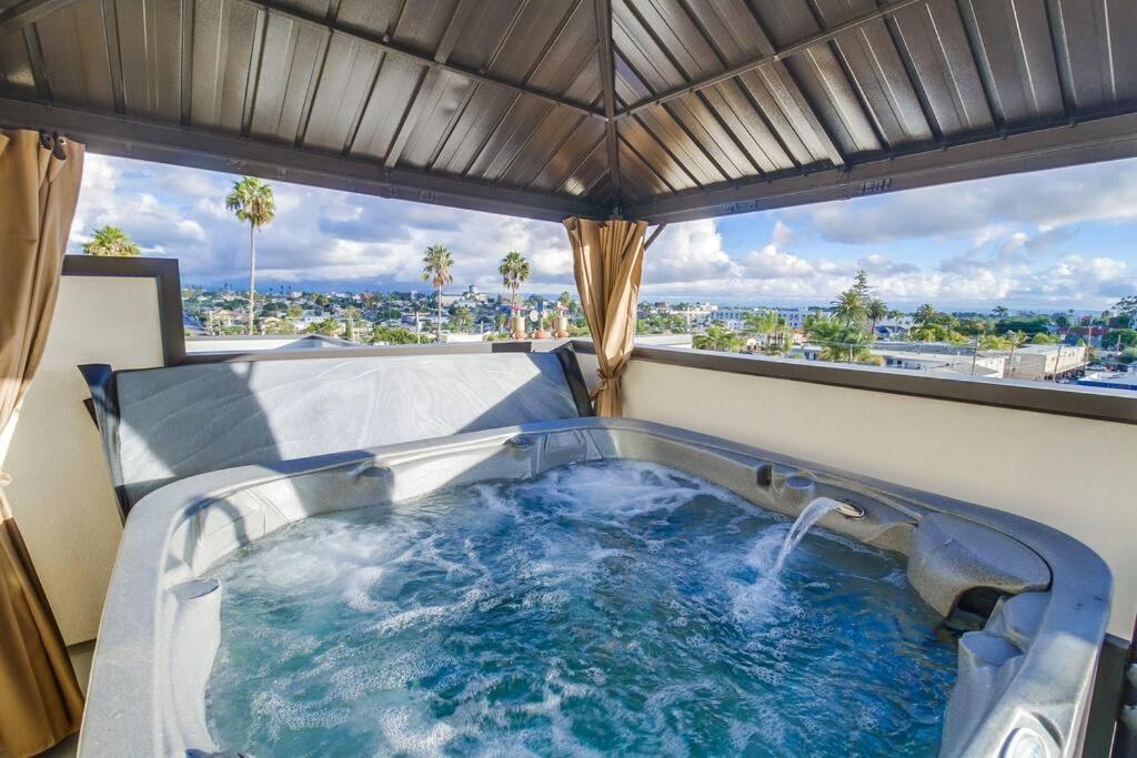 Park Blvd Paradise 303 King Bed With A Private Spa San Diego Kültér fotó
